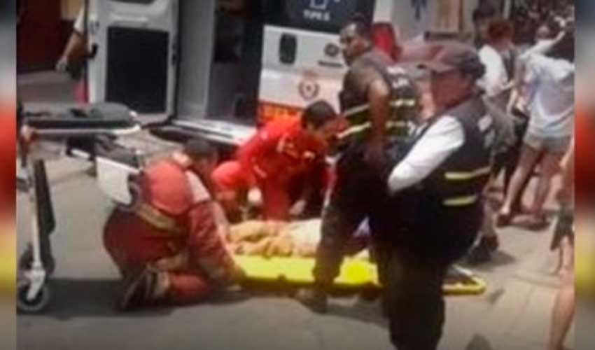Un bombero herido tras incendio de proporciones
