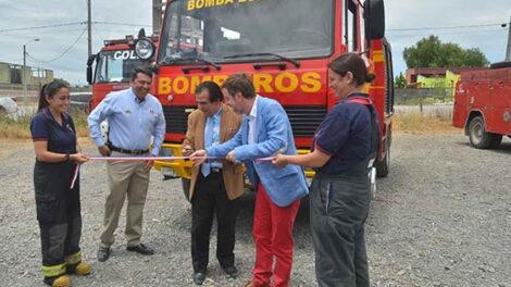 Bomberos de Villa Francia recibe importante aporte