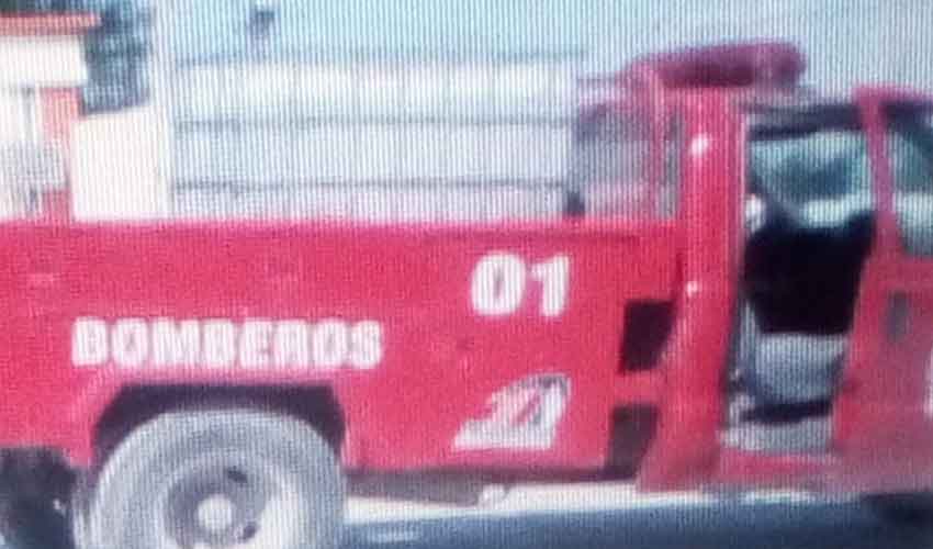 Bomberos sin equipo para atacar incendios