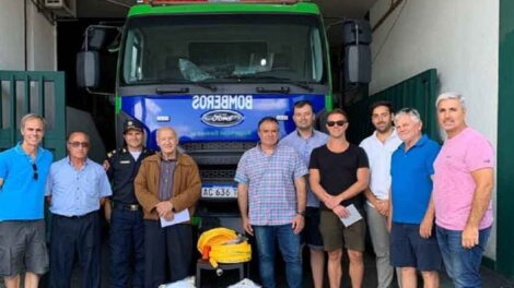 La Cámara de Balnearios donó equipamiento para los bomberos