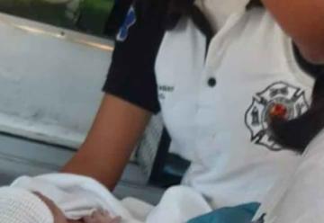 Bebé nace en ambulancia de Bomberos Voluntarios