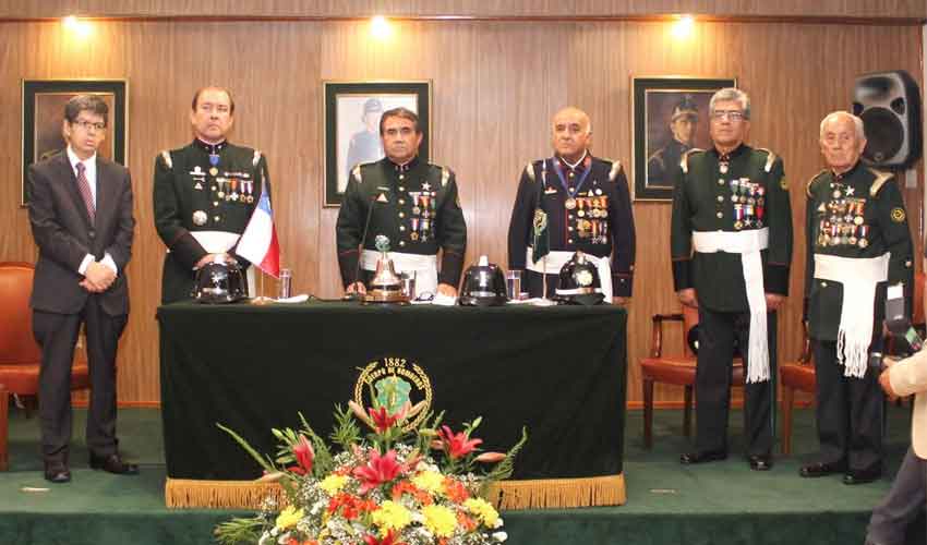 Primera Compañía de Bomberos celebra 138 años con emotiva ceremonia