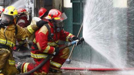 Bomberos de Lurín trabajan con equipos obsoletos