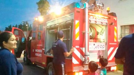 Nuevo móvil de rescate de los Bomberos Voluntarios de Parera