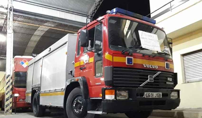 Bomberos Voluntarios de Victoria con nuevo camion