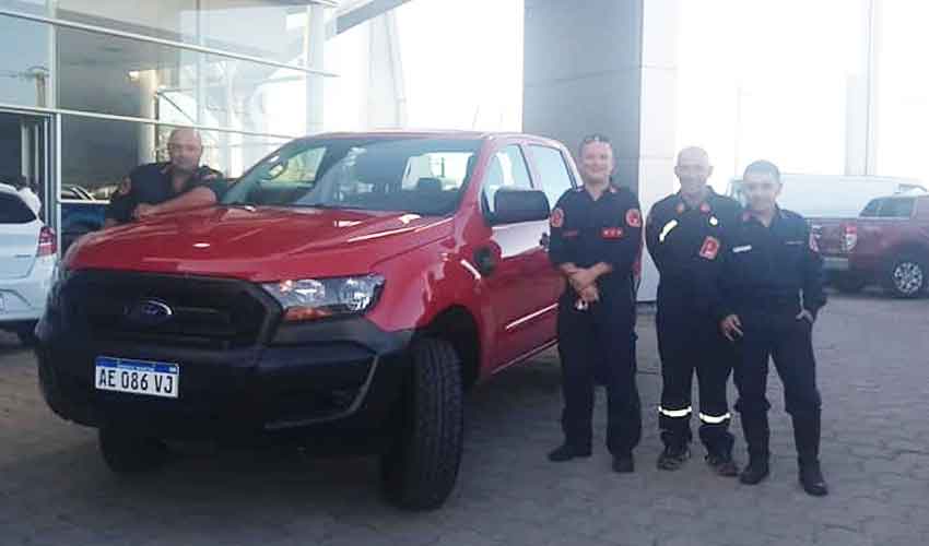 Bomberos de Benito Juárez adquirió unidad