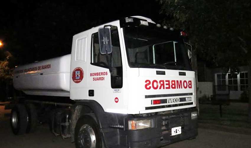 Los Bomberos de Suardi presentaron nueva unidad
