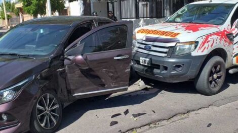 Un móvil de bomberos protagonizó un siniestro vial