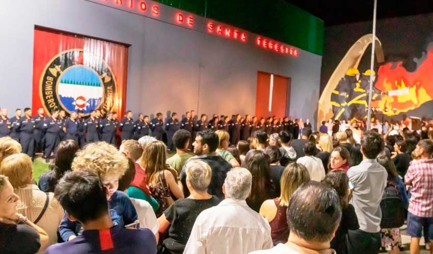 Bomberos Voluntarios de Santa Teresita celebraron su 50° aniversario
