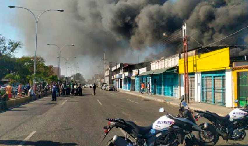 Bomberos de la UC no pudieron atender incendio  por falta de gasolina