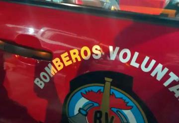 Cuatro móviles de bomberos fueron apedreados en Mascardi