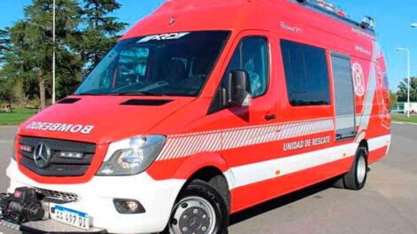 Los Bomberos asisten con guardias mínimas