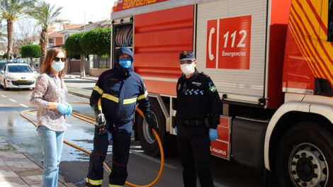 Bomberos del Levante refuerzan las labores de desinfección