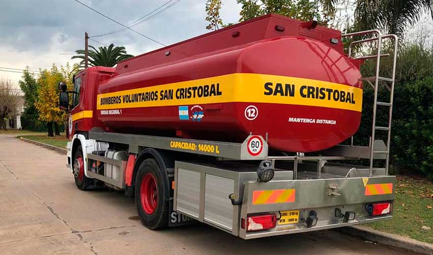 Bomberos de San Cristóbal adquirieron un nuevo camión cisterna