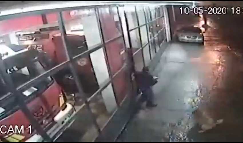Roban dos equipos de comunicación a Compañía de Bomberos