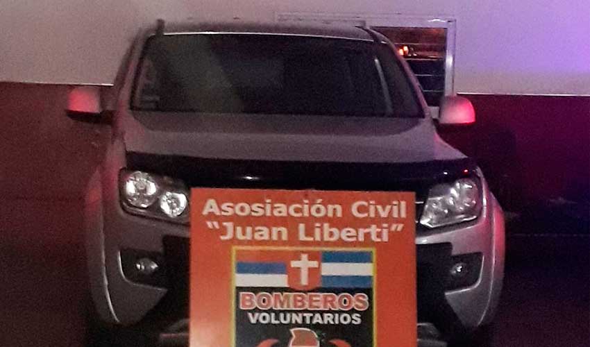 Bomberos Voluntarios Candelaria con nueva camioneta