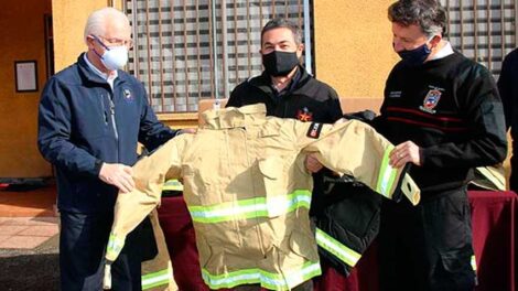 Bomberos de Temuco adquirió 139 uniformes de trabajo