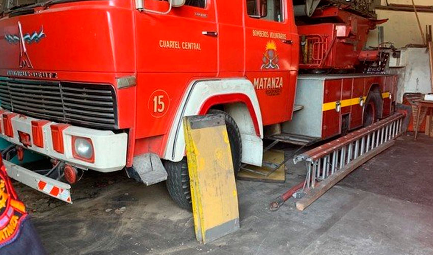 Bomberos de La Matanza dicen estar al límite de su capacidad operativa