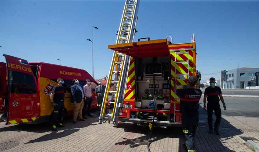 Bomberos actualizan su material con nuevos vehículos