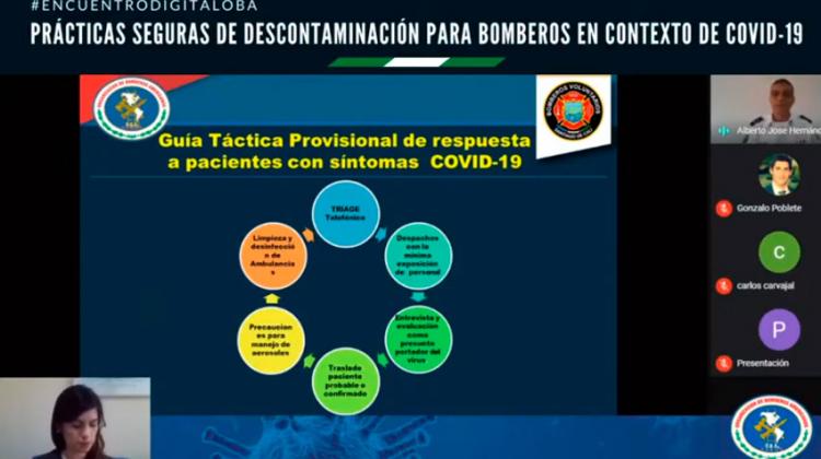 Bomberos de Santiago participó en seminario sobre descontaminación para Bomberos