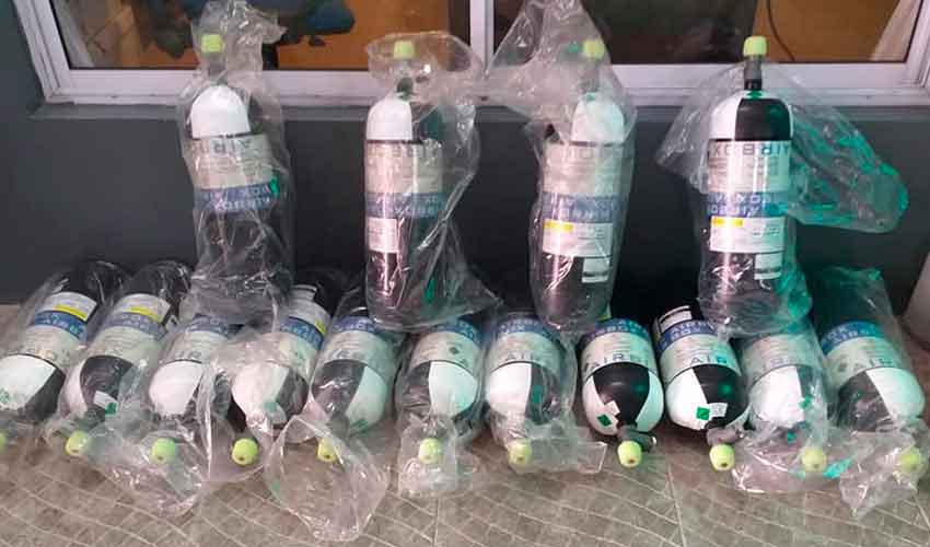 Bomberos de Ezeiza con nuevos equipos de protección