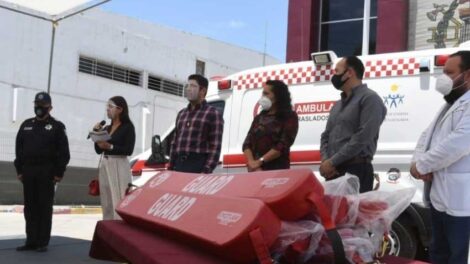 Bomberos Reciben Segunda Ambulancia