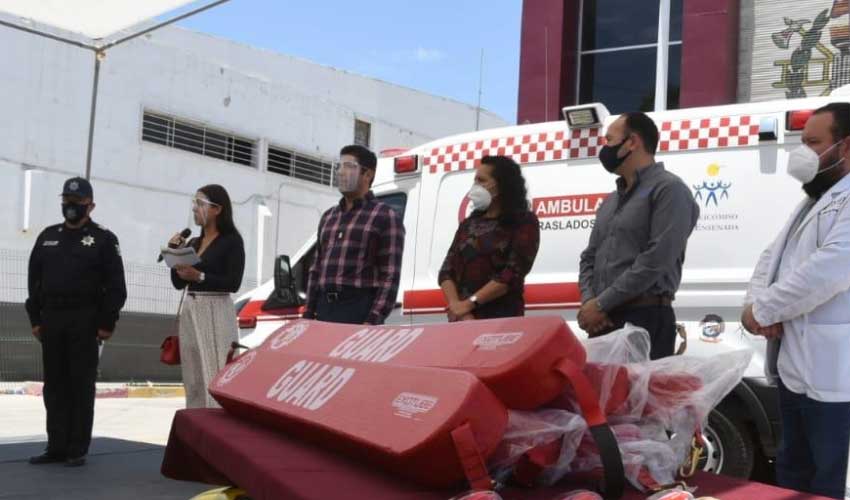 Bomberos Reciben Segunda Ambulancia