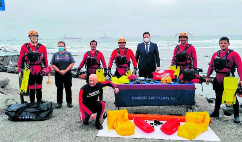 Bomberos incorporan 21 nuevos equipos de rescate acuático