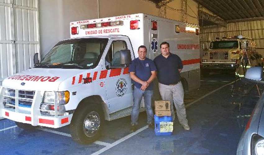 Entrega de Equipamiento para Bombero Voluntarios Franck