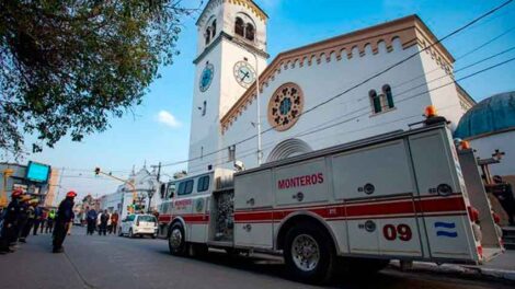 Bomberos Voluntarios de Monteros con nuevo autobomba