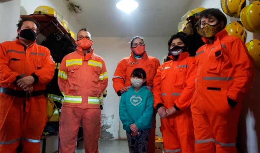 Una familia de bomberos con vocación de servicio