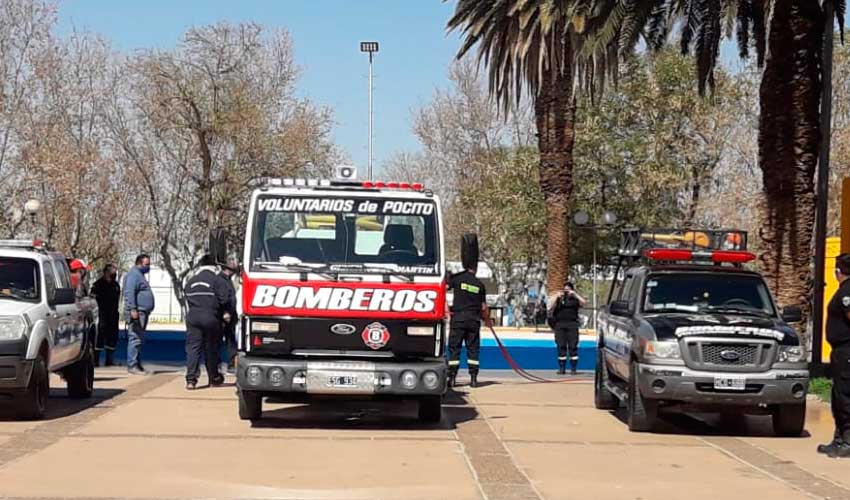 Bomberos Voluntarios de Pocito presentaron flamante unidad