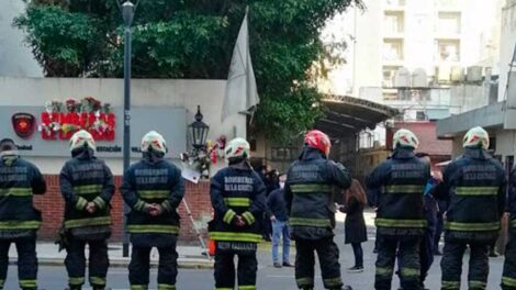 El Cuartel de Villa Crespo llevará el nombre del bombero Maximiliano Cruz Firma Paz