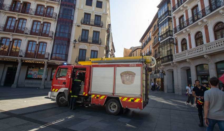 Compraran nuevos equipos de proteccion para bomberos de Toledo 