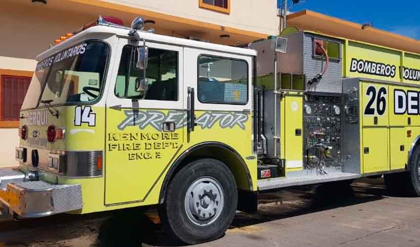 Bomberos de Derqui incorporan autobomba proveniente de EE.UU.