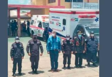 Bomberos de Mara reciben 2 ambulancias para traslados de pacientes