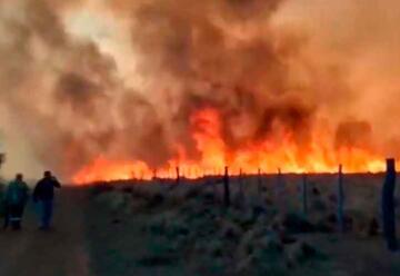 Incendios Forestales: El fuego no da respiro a los bomberos en San Luis