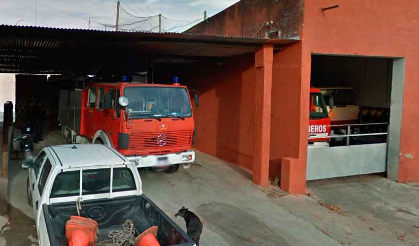 Tres bomberos fueron hospitalizados por ataque de abejas