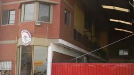 Bomberos Voluntarios de Bernal le salvaron la vida a un bebé