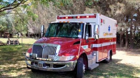 Bomberos Voluntarios de Carlos Pellegrini con nueva unidad
