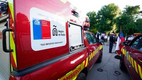 Nuevas camionetas multipropósito para Bomberos de Ñuble