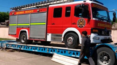 Bomberos de Barrancas con una nueva autobomba