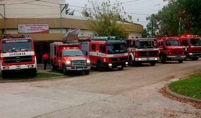 Bomberos Voluntarios de Crespo adquirió una nueva autobomba