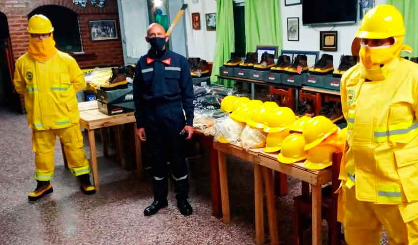 Bomberos de San Clemente con nuevos equipos forestales