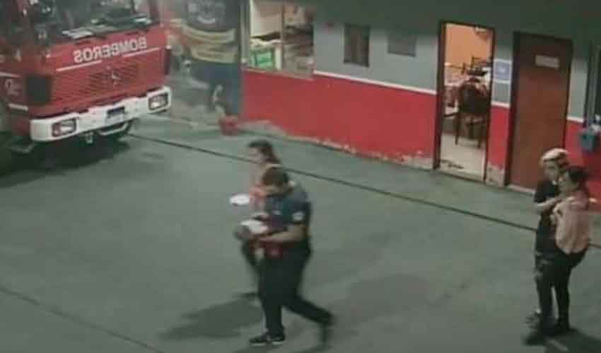 Una pequeña beba fue salvada por los Bomberos Voluntarios