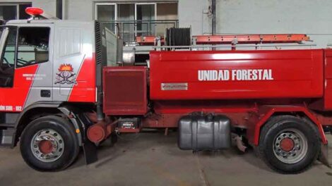 Bomberos de General La Madrid presentaron la nueva unidad forestal