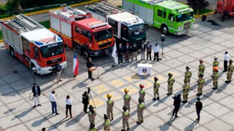 Peñaflor y San José de Maipo recibieron nuevos carros