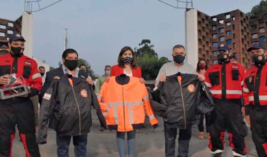 Bomberos Voluntarios de Famaillá recibieron nuevo equipamiento