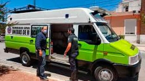 Olivera presentó la nueva unidad de rescate de los bomberos