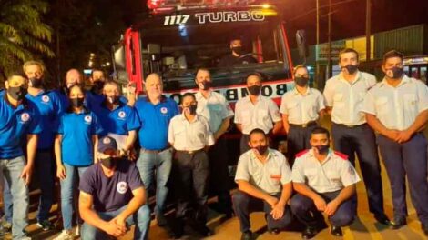 Bomberos celebraron un nuevo aniversario con una nueva autobomba